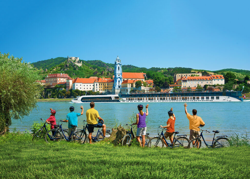 River cruising with family